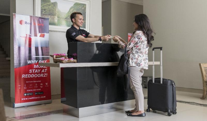 Reddoorz Apartment @ Gateway Pasteur 万隆 外观 照片